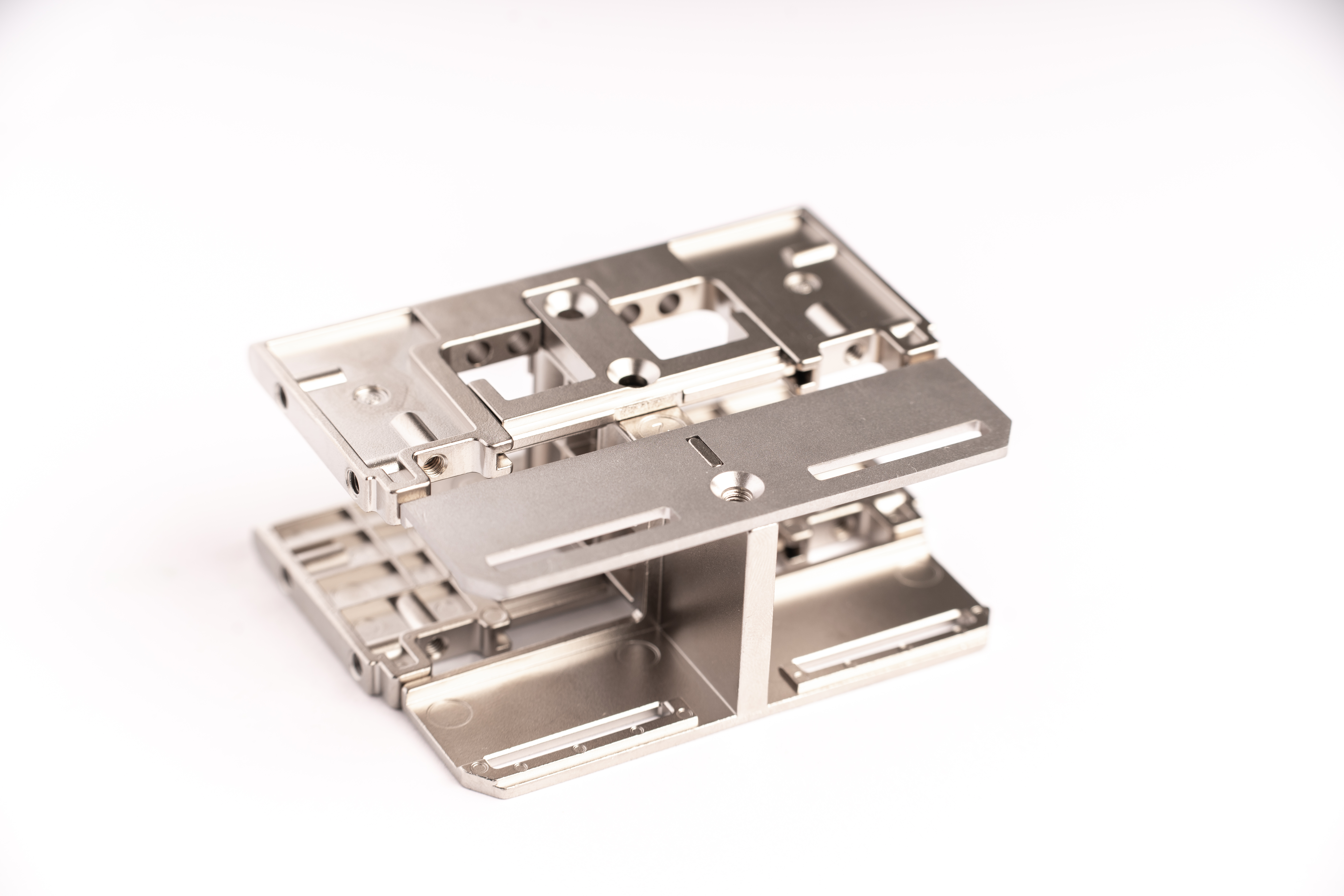 High-Complexity Assembled Metal Parts Based on MIM Process
